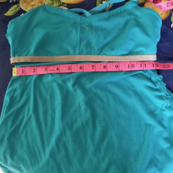 Lululemon Aqua green tank - Picture 6 of 8